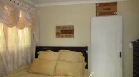 Bed Room 3 - 15 square meters of property in Riverside View