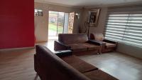 Lounges of property in Lenasia South