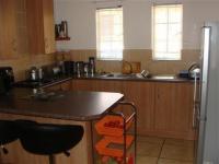 Kitchen - 8 square meters of property in Kosmosdal