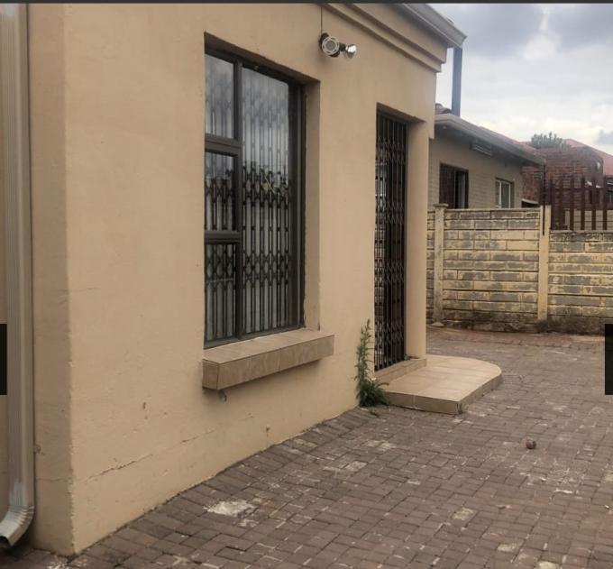 3 Bedroom House for Sale For Sale in Coronationville - MR444916