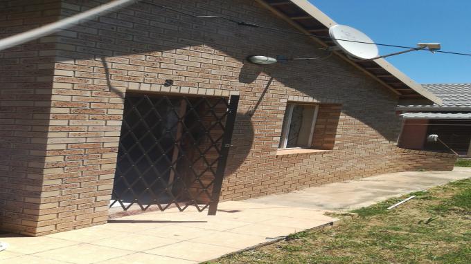 3 Bedroom House for Sale For Sale in Estcourt - Private Sale - MR445150