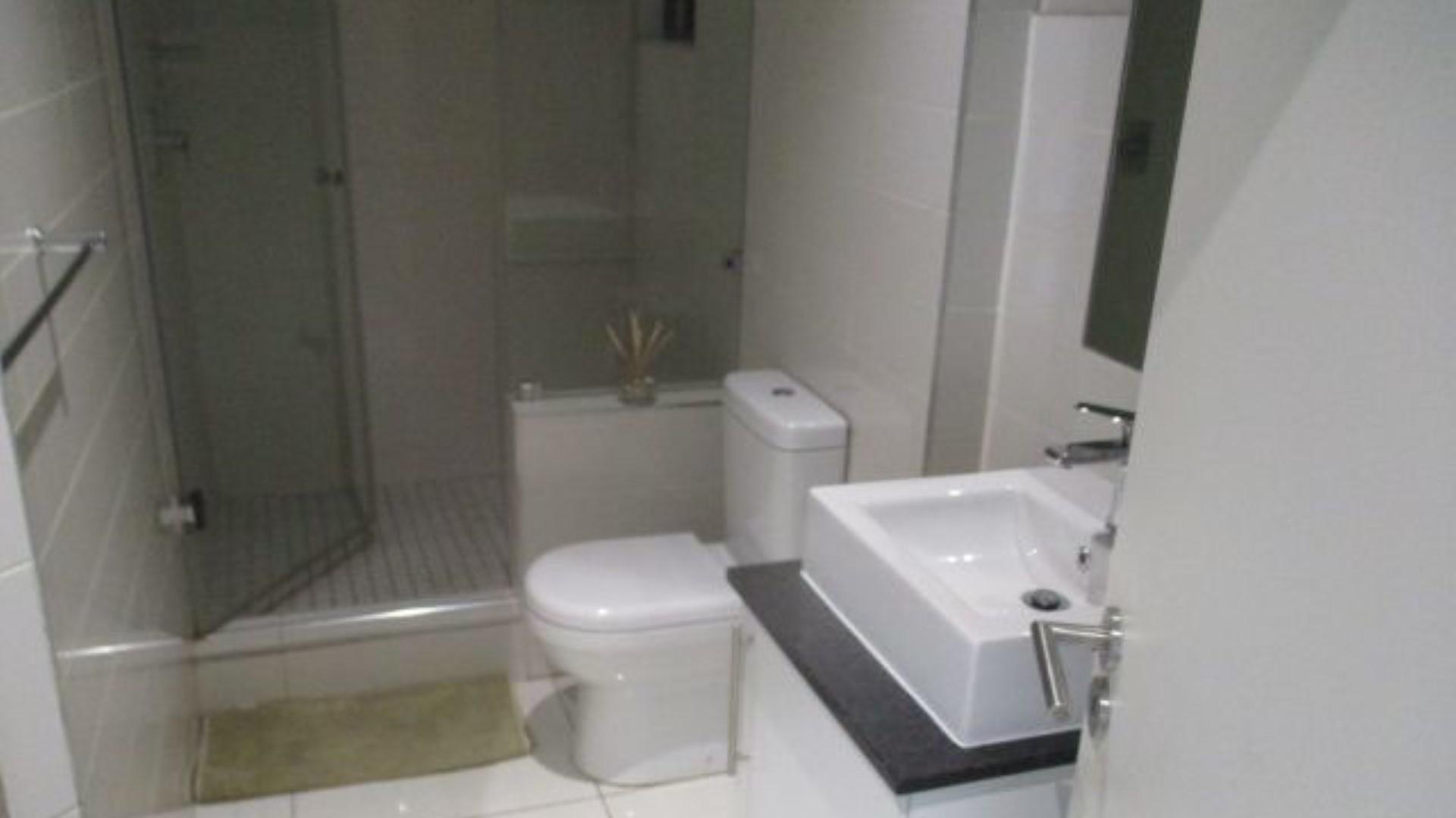 Bathroom 1 of property in Rivonia