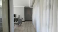 Lounges - 33 square meters of property in South Crest