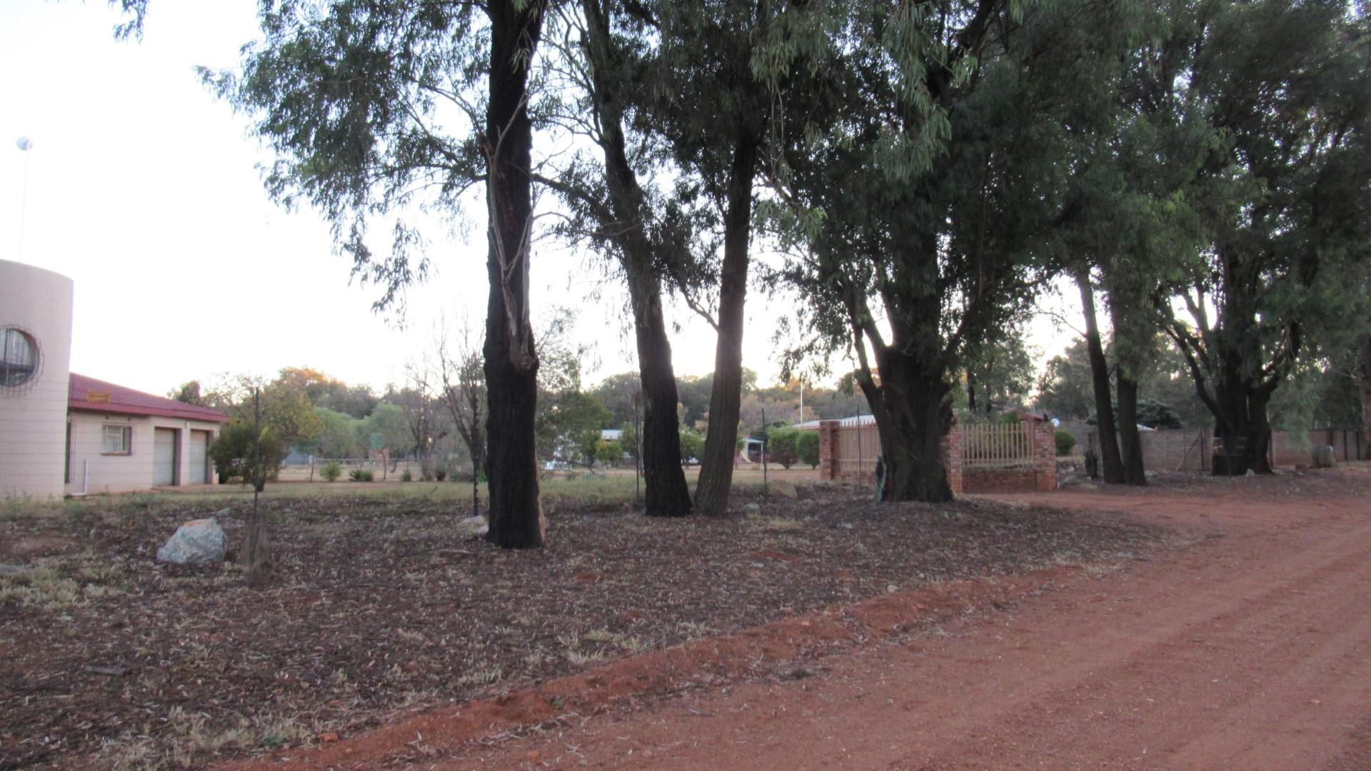 Front View of property in Valley Settlement