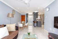Dining Room - 10 square meters of property in Sandton