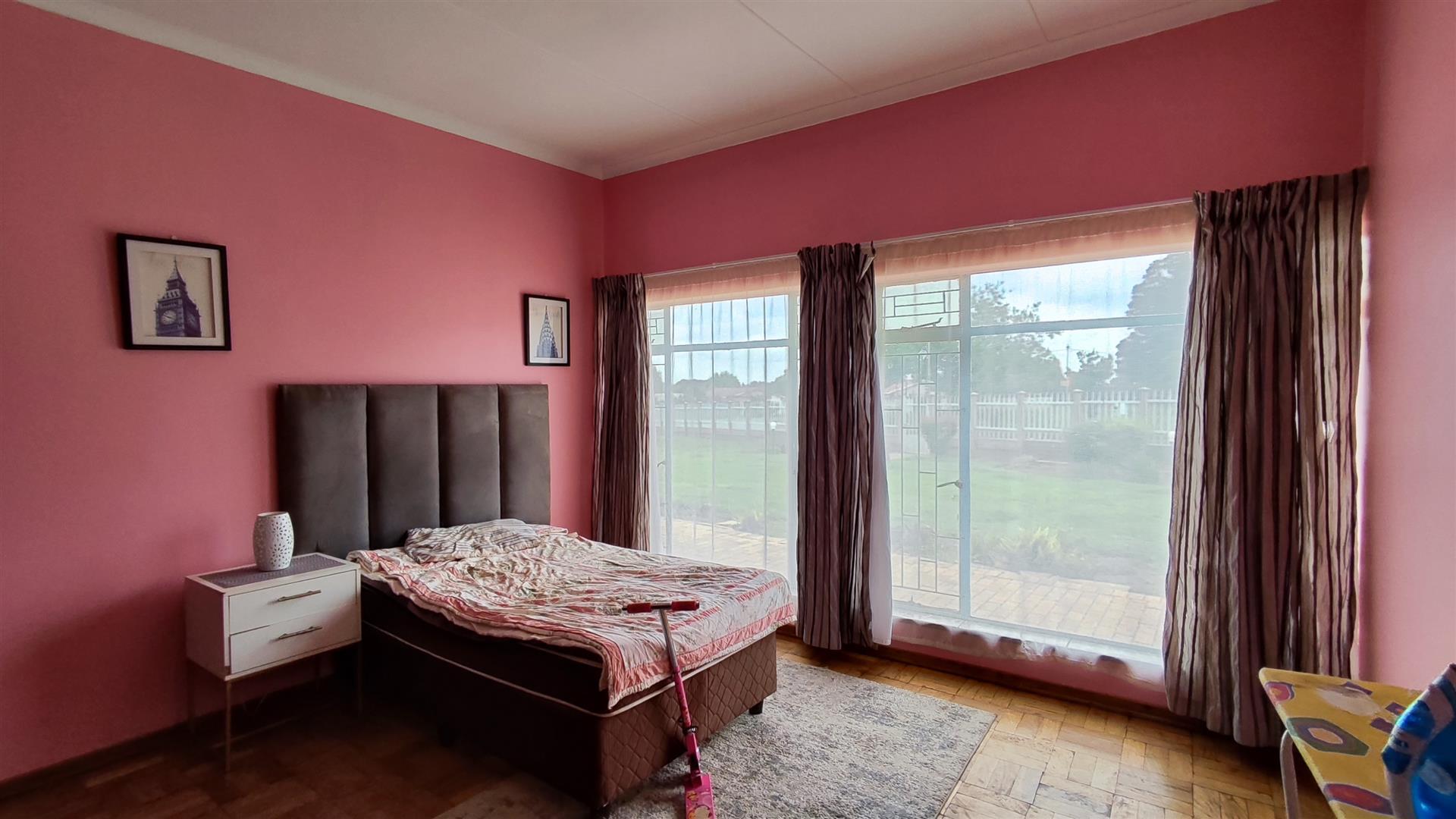 Bed Room 1 - 20 square meters of property in Nigel