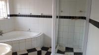 Main Bathroom of property in Oberholzer