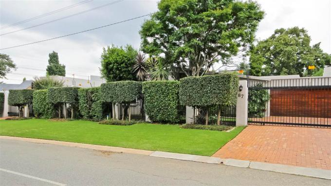 4 Bedroom House for Sale For Sale in Parkmore - MR446784