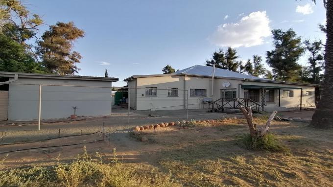 4 Bedroom House for Sale For Sale in Vosburg - Private Sale - MR447732
