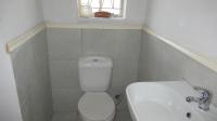 Main Bathroom - 4 square meters of property in Rothdene