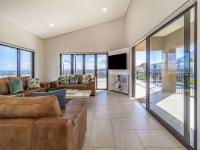 Lounges of property in Somerset West