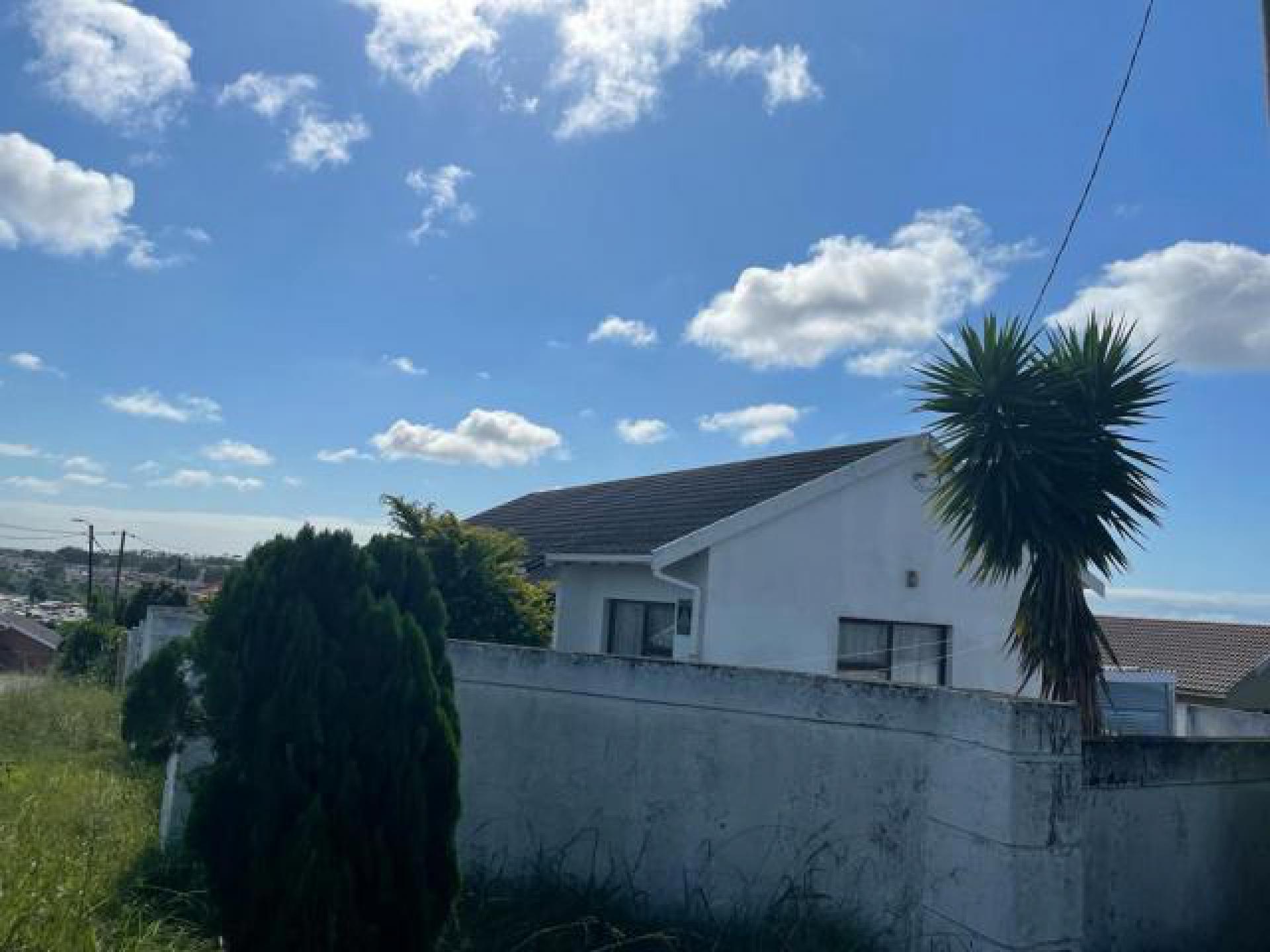 Front View of property in Uitenhage