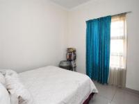 Bed Room 1 - 15 square meters of property in Clayville
