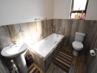 Bathroom 1 - 6 square meters of property in Clayville