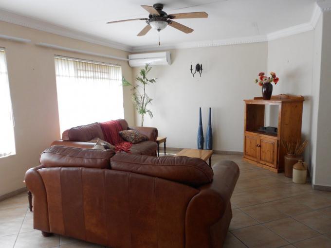 3 Bedroom Simplex for Sale For Sale in Pioneer Park (Newcast