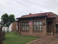 3 Bedroom 2 Bathroom House for Sale for sale in Newcastle