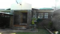 3 Bedroom 2 Bathroom Simplex for Sale for sale in Geelhoutpark