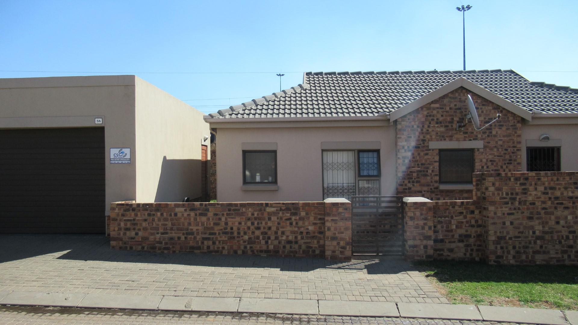 Front View of property in Emalahleni (Witbank) 