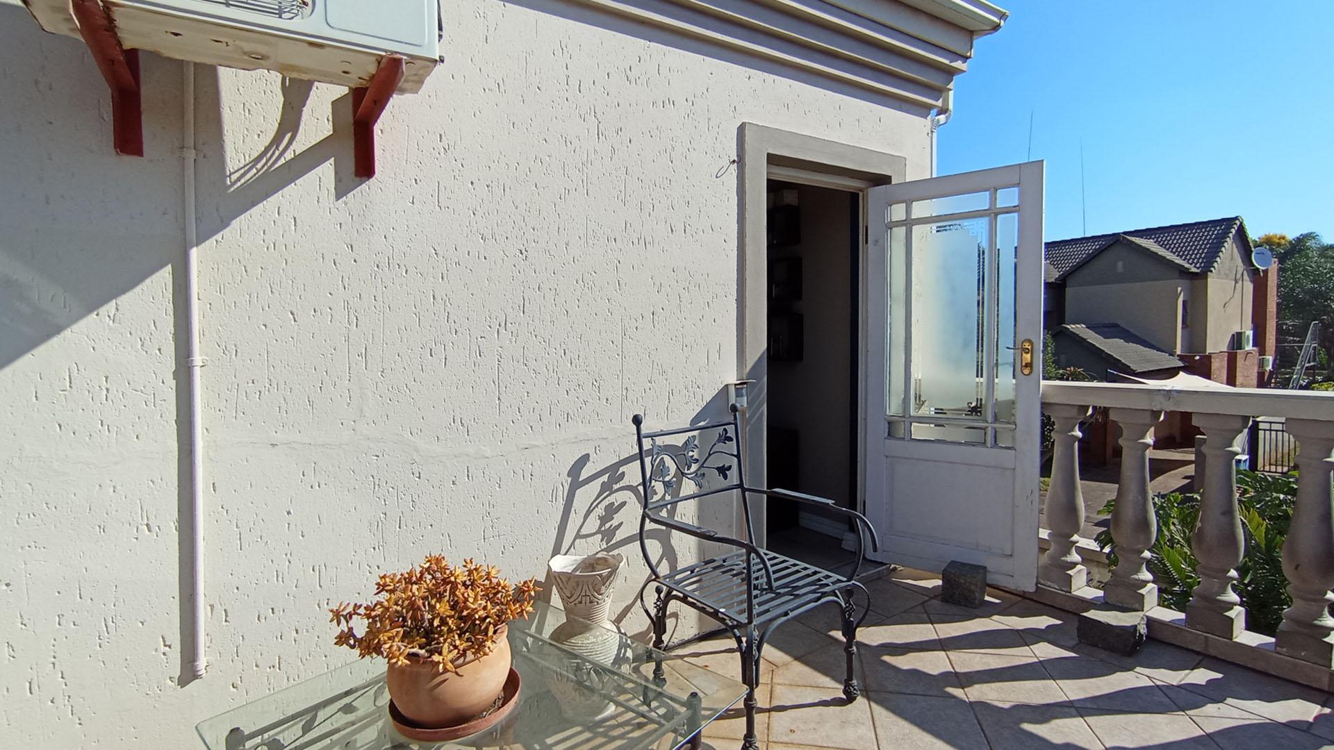 Balcony - 27 square meters of property in Melodie