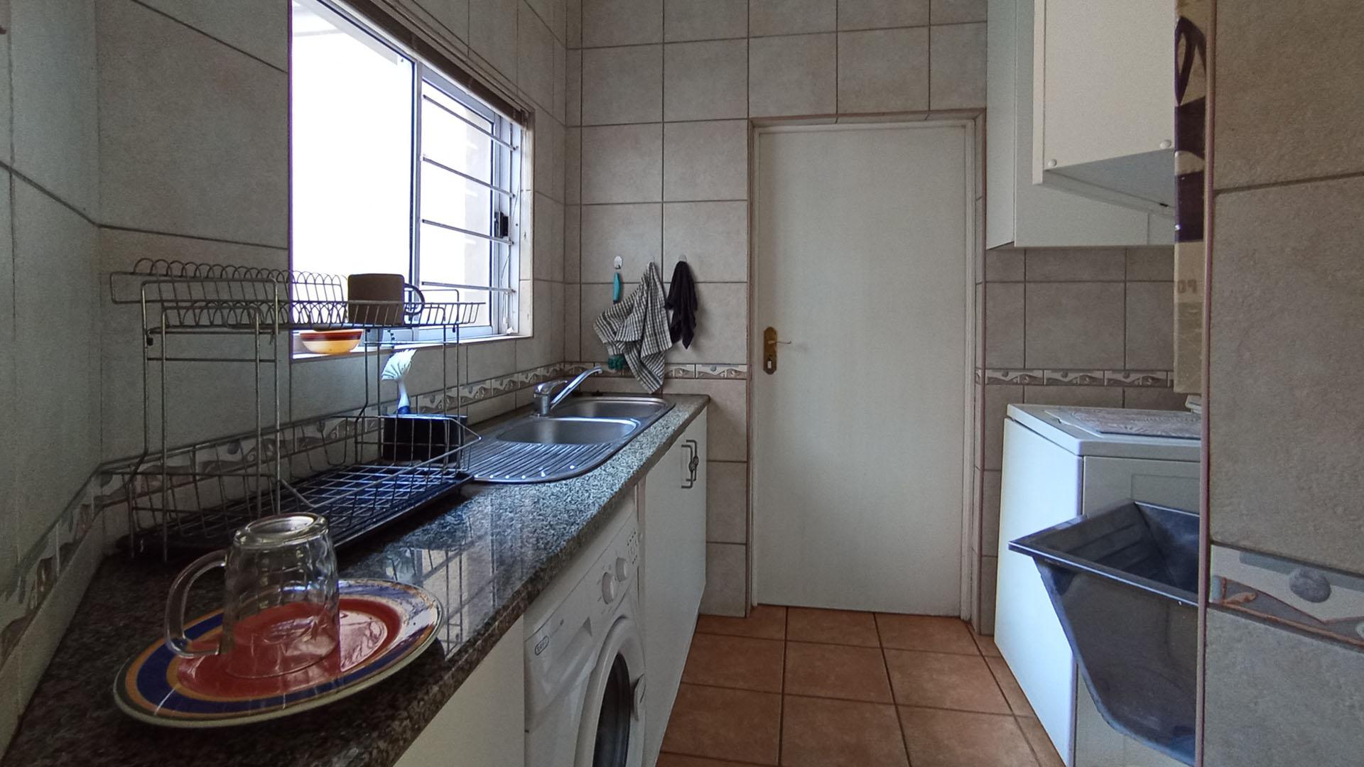 Scullery - 5 square meters of property in Melodie