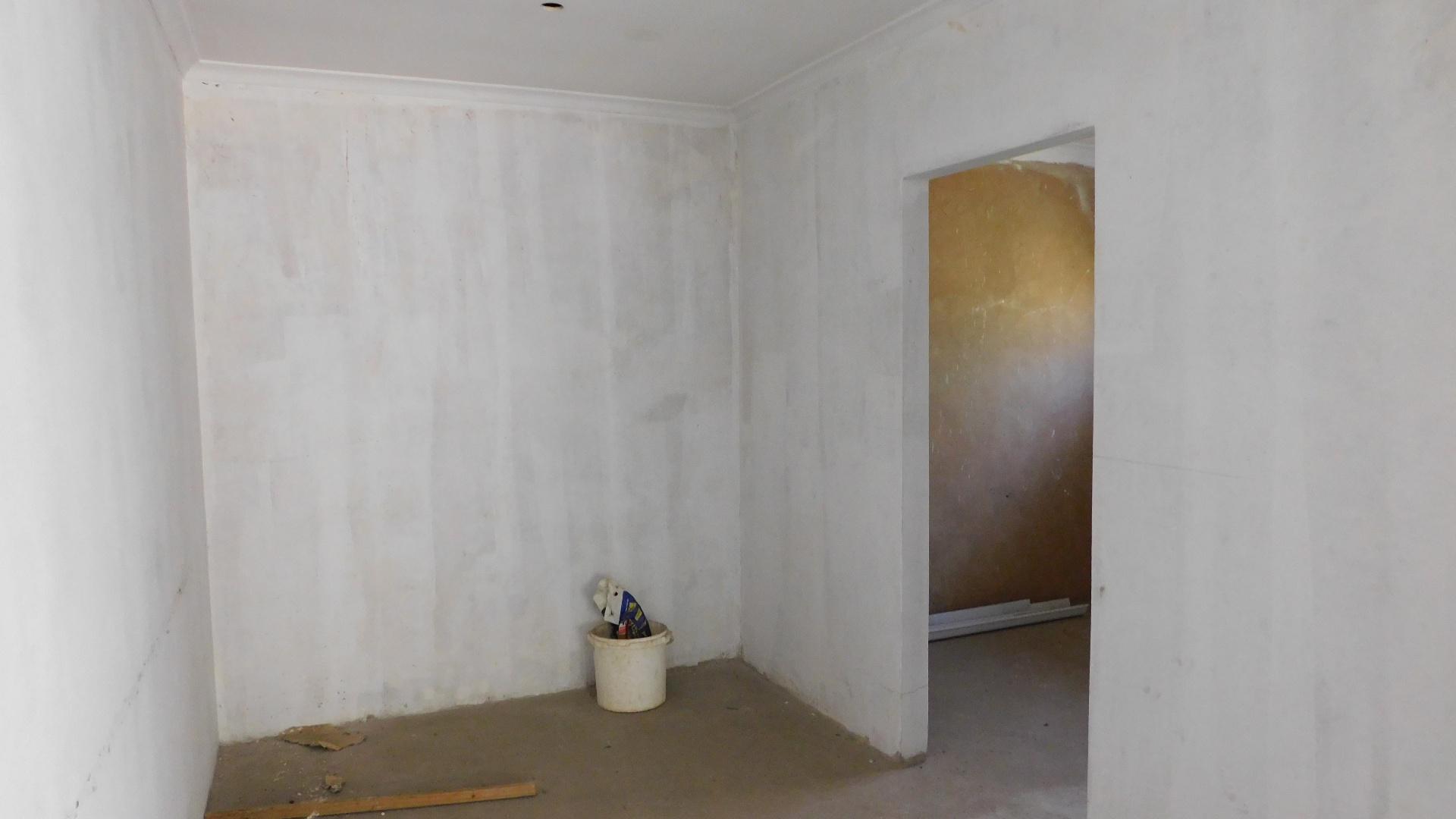 Spaces - 35 square meters of property in Mount Edgecombe 