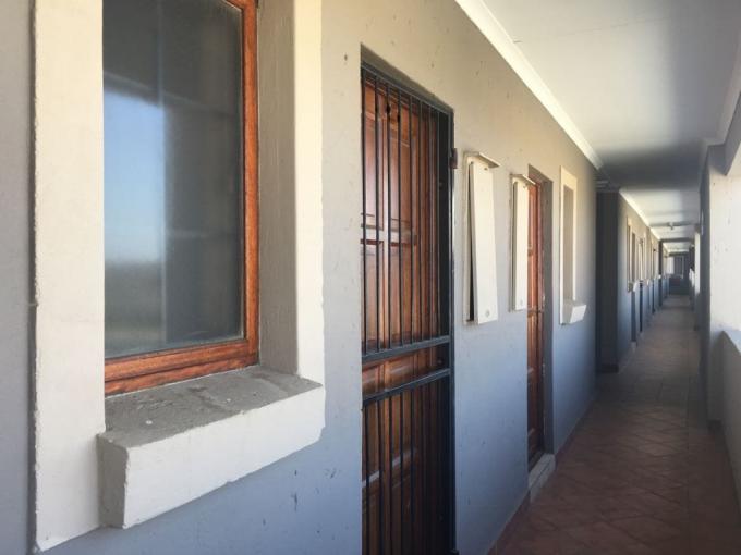 1 Bedroom Apartment for Sale For Sale in Ermelo - MR449844