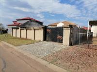 3 Bedroom 1 Bathroom House for Sale for sale in Rosslyn