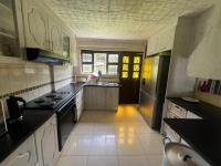 Kitchen of property in Kwandengezi