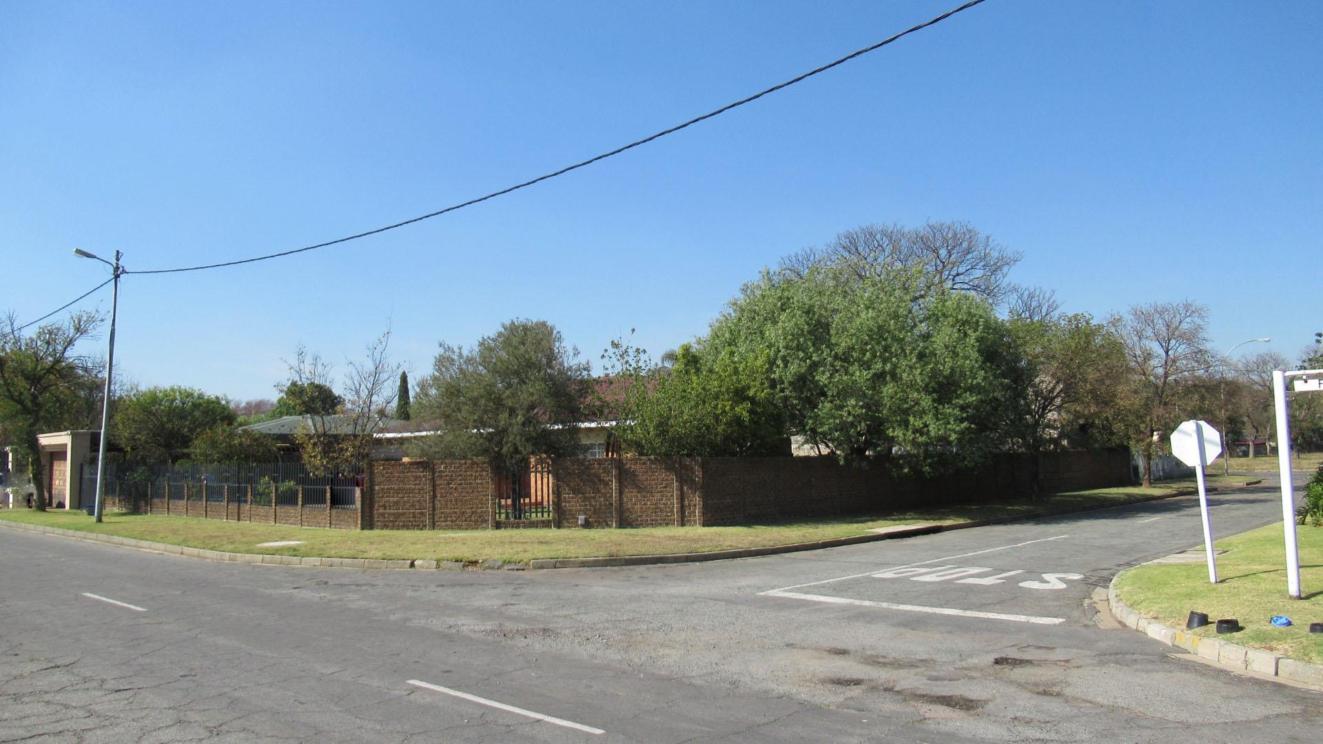Front View of property in Northmead