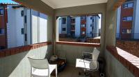 Balcony - 5 square meters of property in Rooihuiskraal