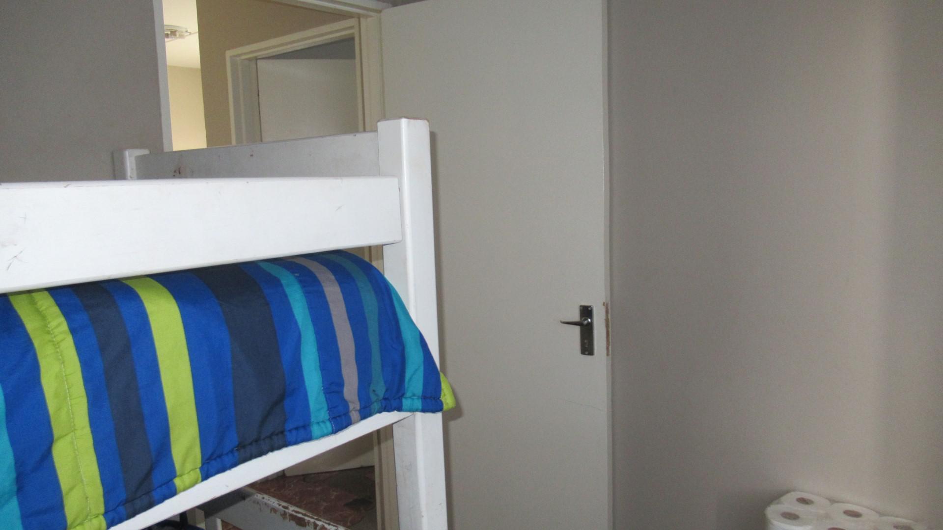 Bed Room 1 - 8 square meters of property in Fleurhof