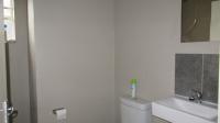 Bathroom 1 - 4 square meters of property in Fleurhof