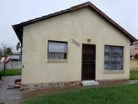 Front View of property in Olievenhoutbos