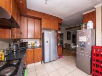 Kitchen - 32 square meters of property in Raceview