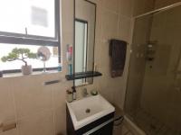 Main Bathroom - 4 square meters of property in Greenstone Hill