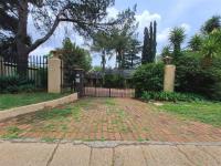 Front View of property in Lombardy East