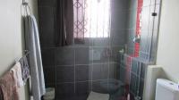 Main Bathroom - 5 square meters of property in Union