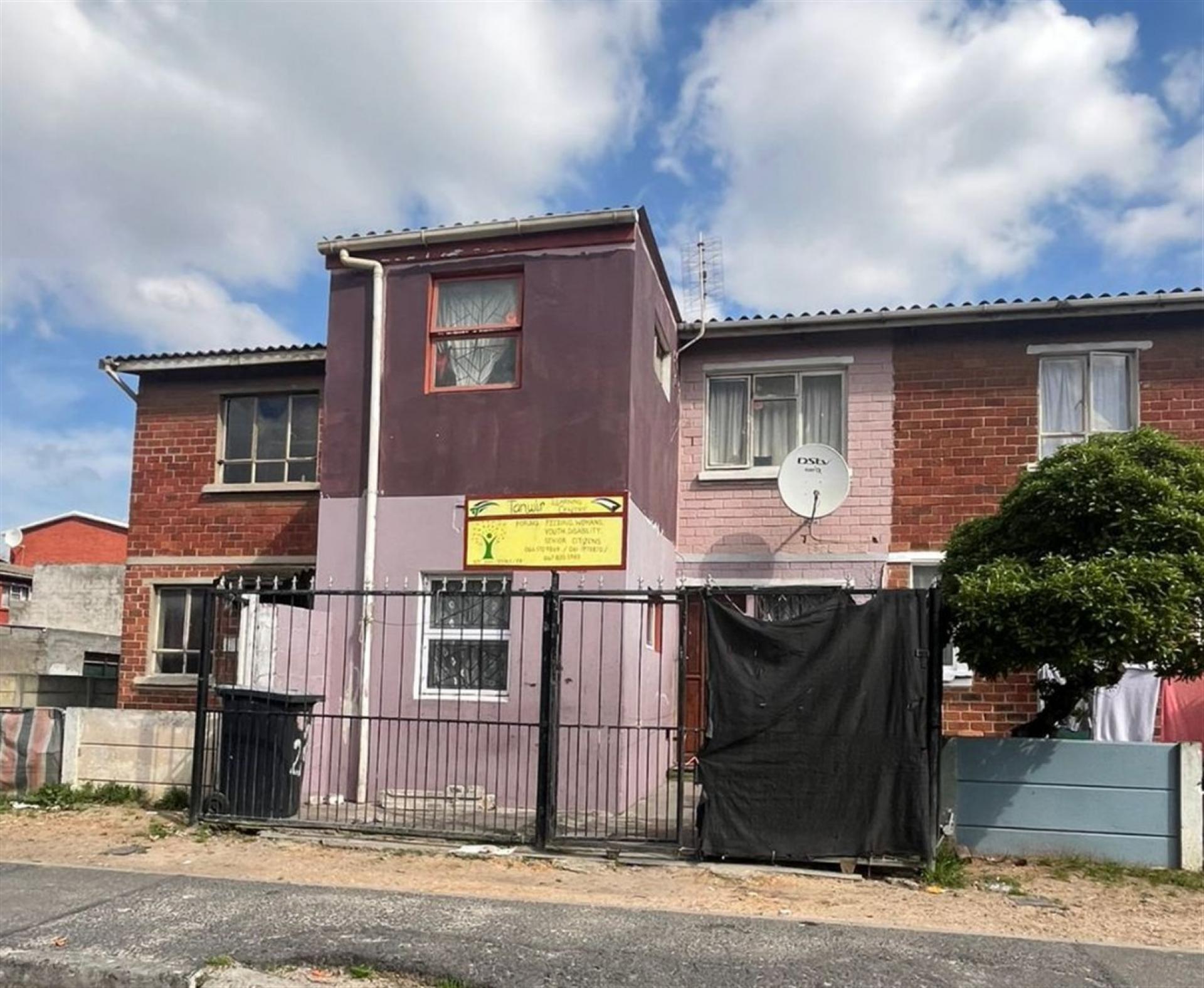 Front View of property in Mitchells Plain