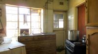 Kitchen - 40 square meters of property in Buffelsdrift