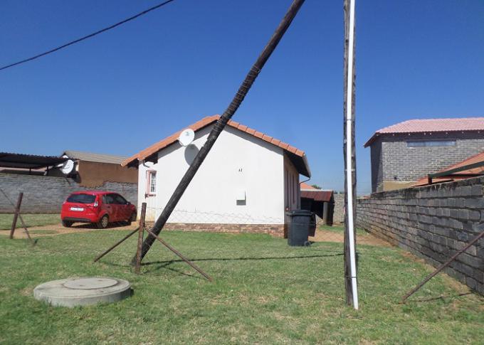 FNB SIE Sale In Execution 3 Bedroom House for Sale in Cosmo City - MR452608