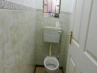 Bathroom 1 - 3 square meters of property in Protea Glen