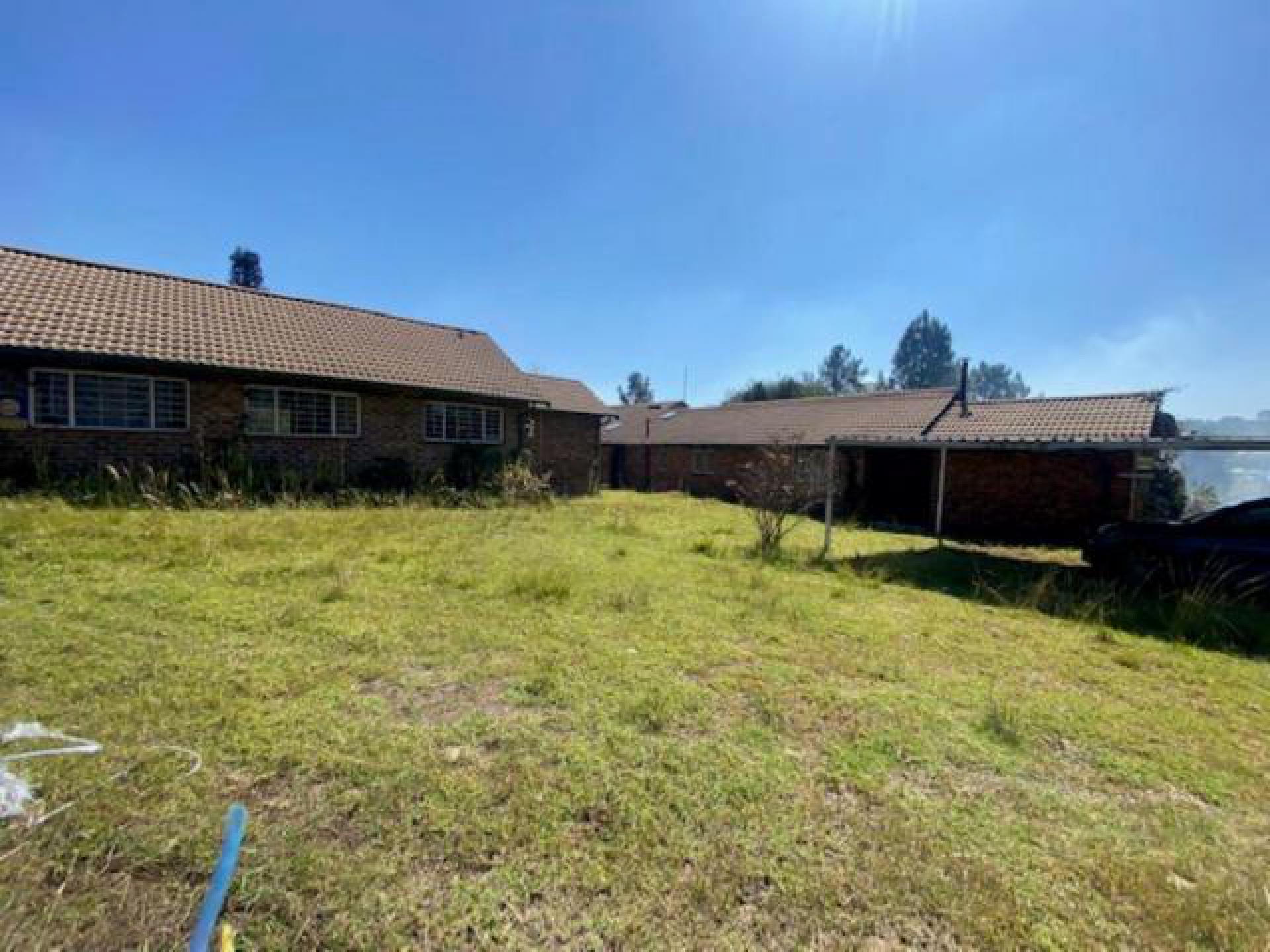 Standard Bank EasySell 3 Bedroom House for Sale in Glen Aust