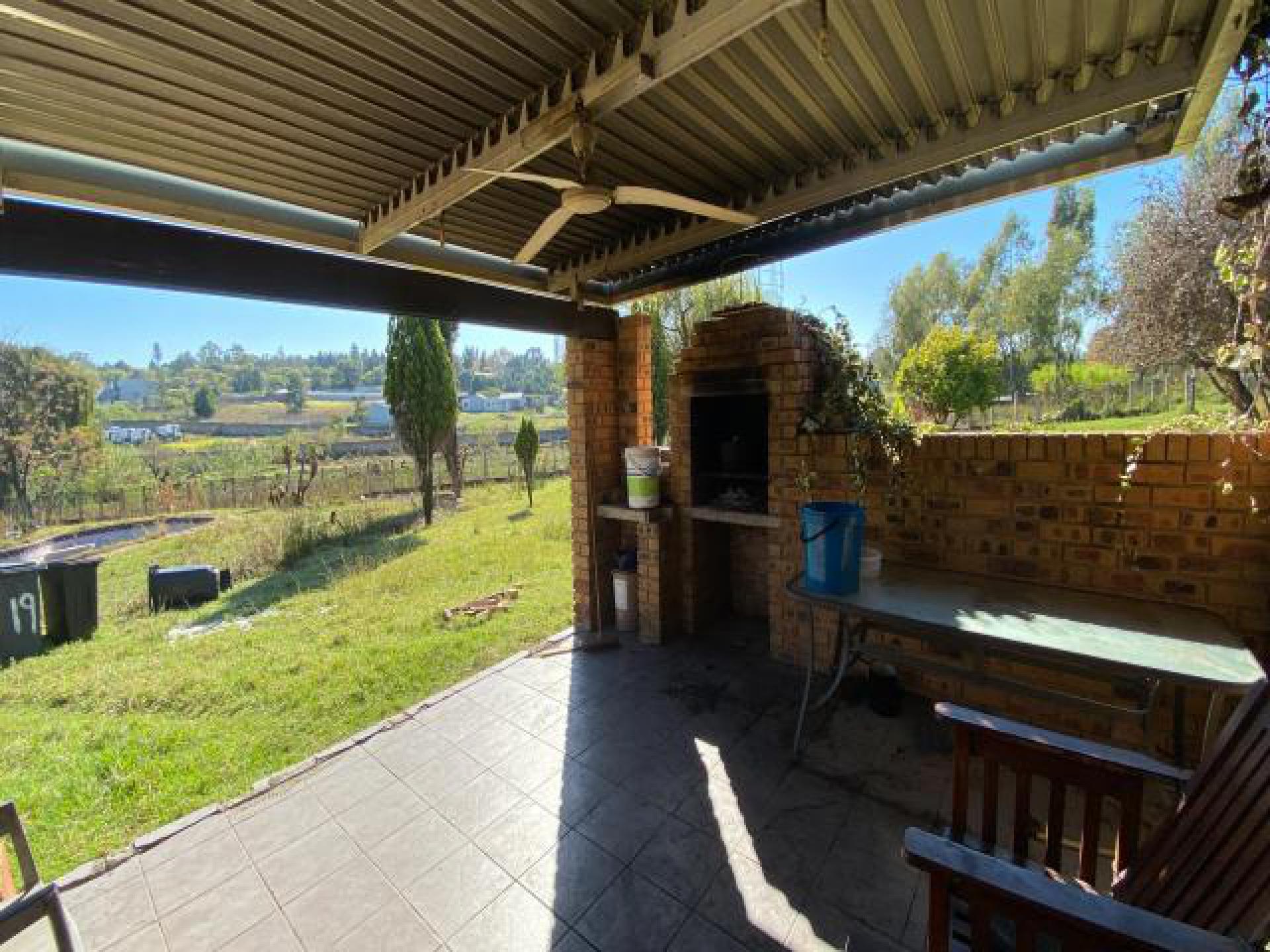 Standard Bank EasySell 3 Bedroom House for Sale in Glen Aust