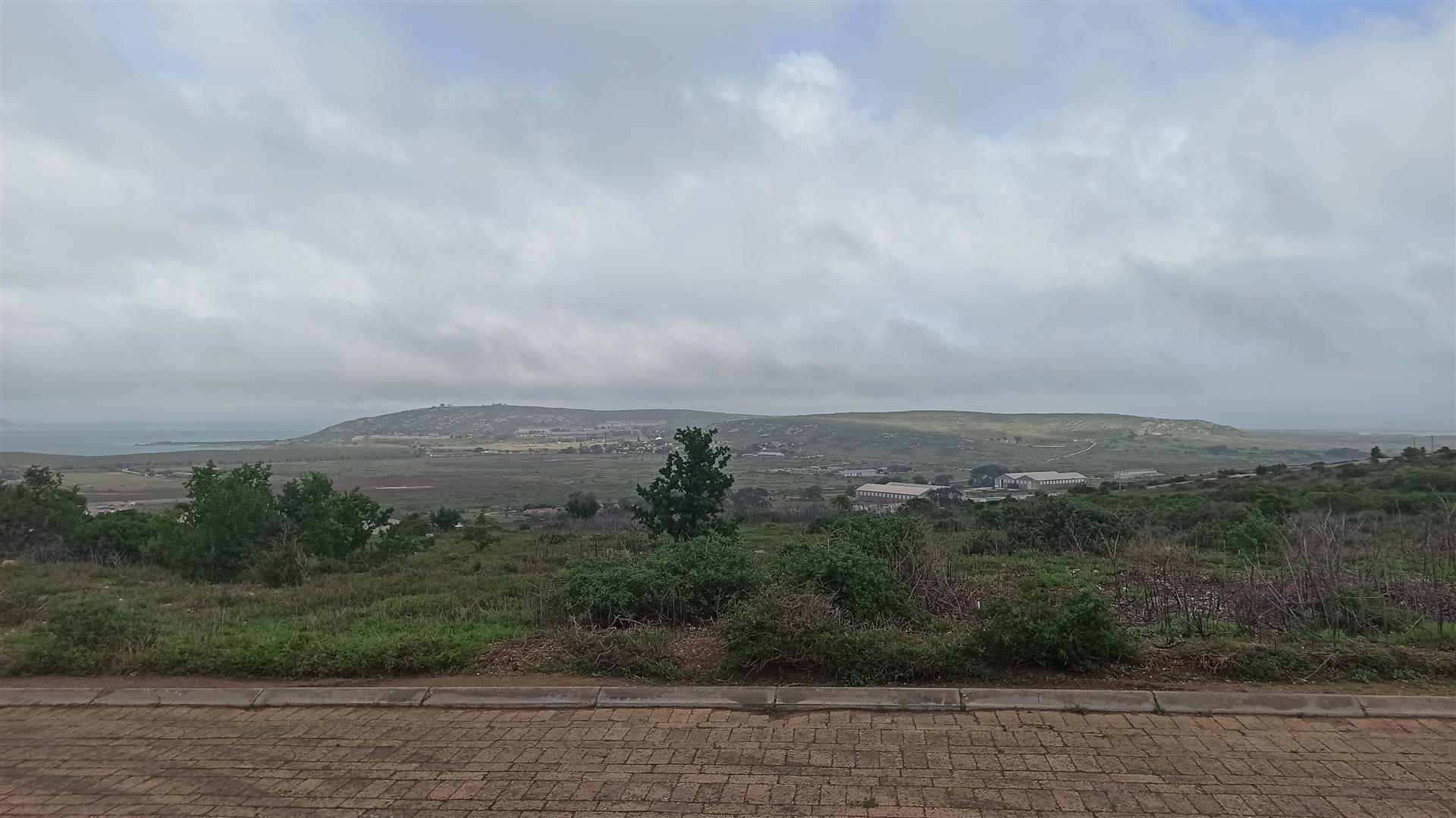 Spaces of property in Hoogland (Saldanha)