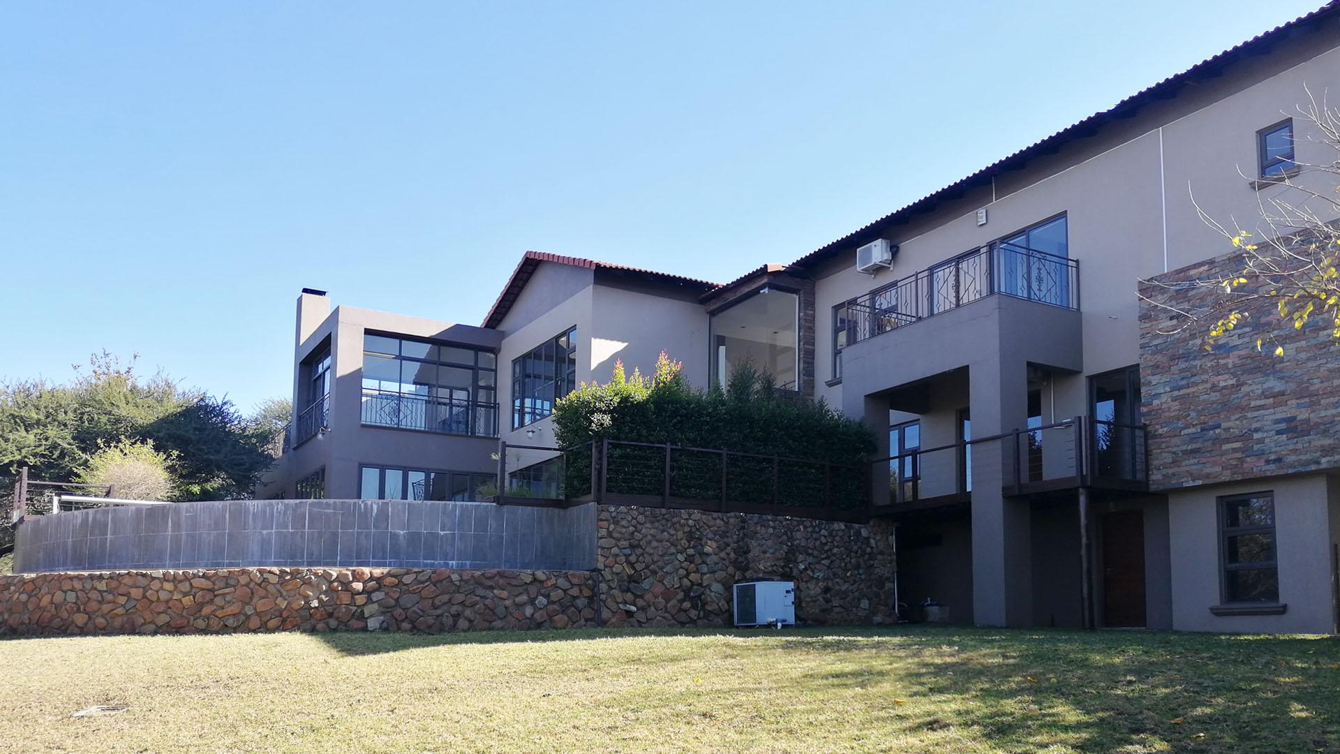 Backyard of property in Bitterfontein