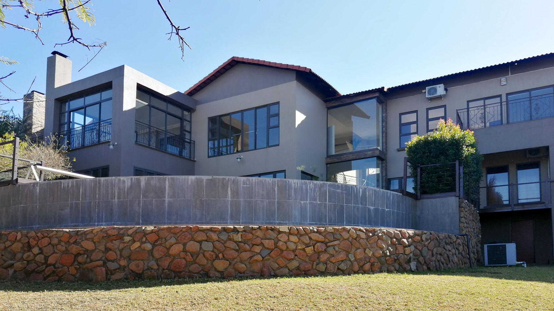 Backyard of property in Bitterfontein