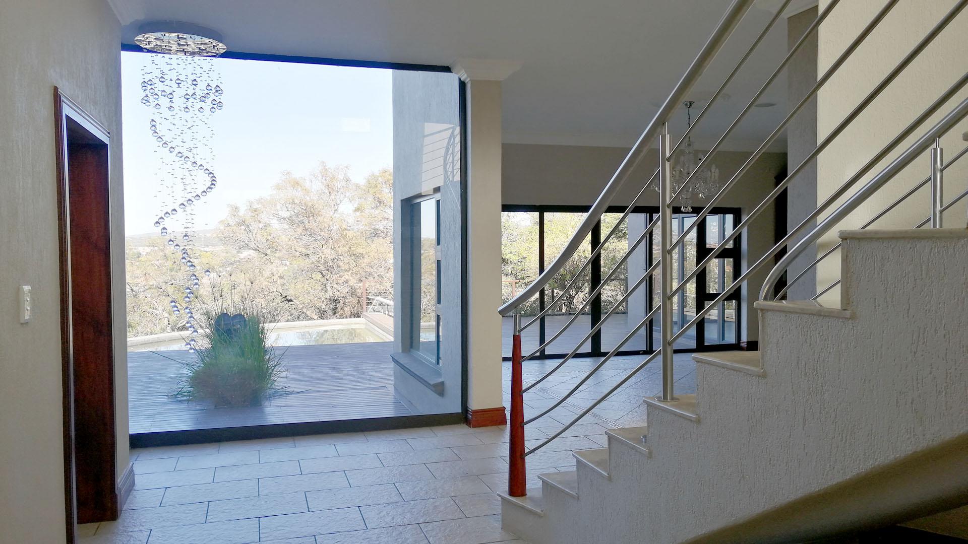 Spaces - 100 square meters of property in Bitterfontein