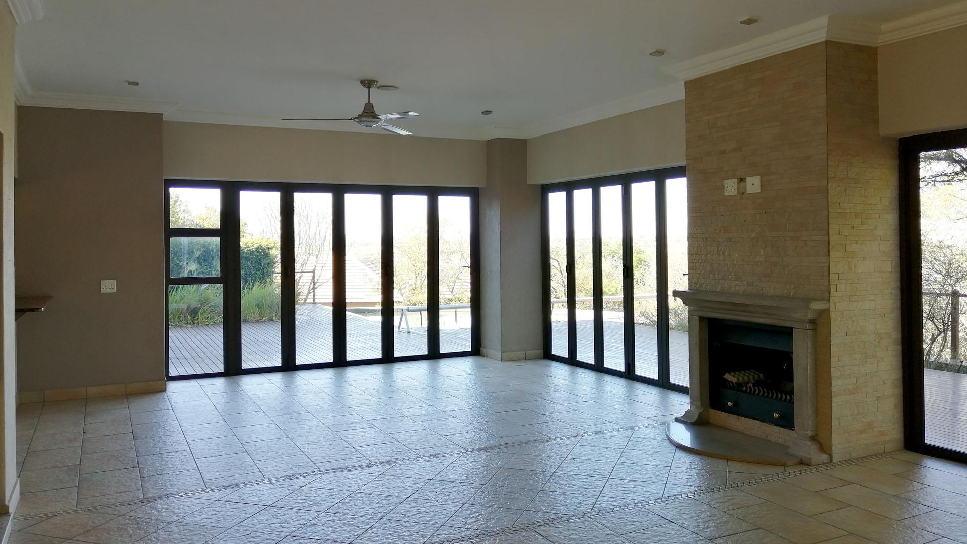 Entertainment - 87 square meters of property in Bitterfontein