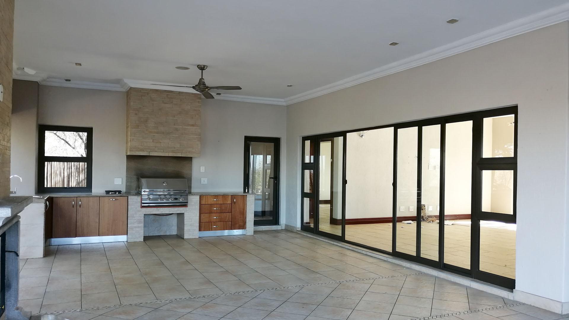 Entertainment - 87 square meters of property in Bitterfontein