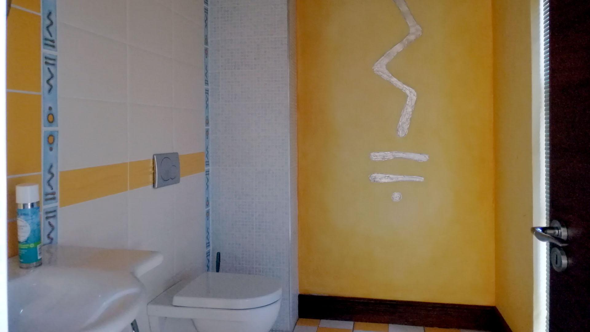 Guest Toilet - 5 square meters of property in Bitterfontein